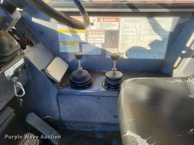 image for item DO4785 2005 Gehl RS5  telehandler