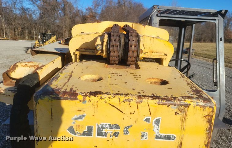 image for item DO4785 2005 Gehl RS5  telehandler