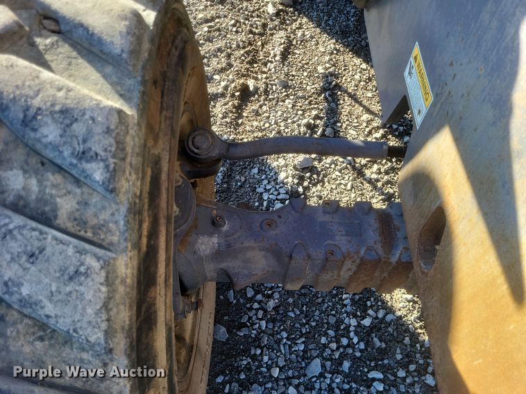 image for item DO4785 2005 Gehl RS5  telehandler