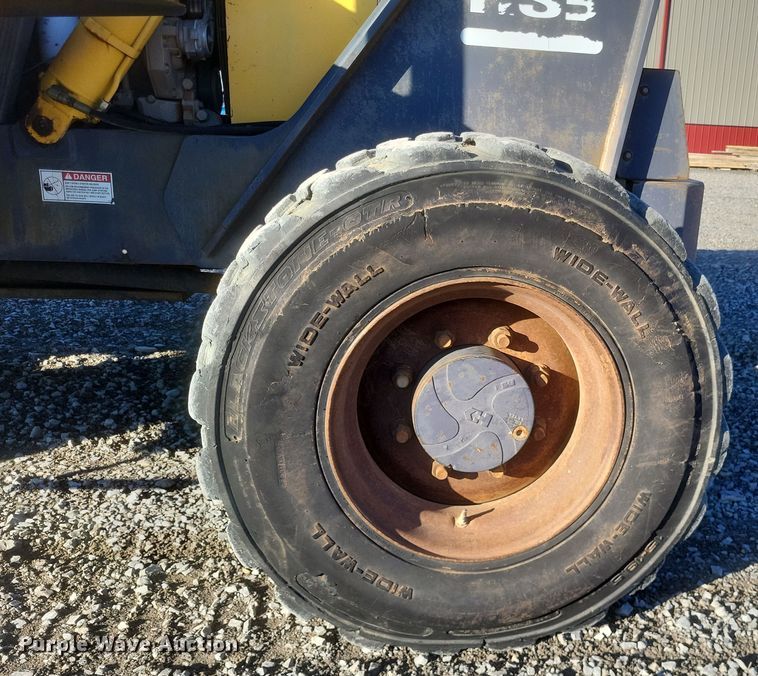 image for item DO4785 2005 Gehl RS5  telehandler