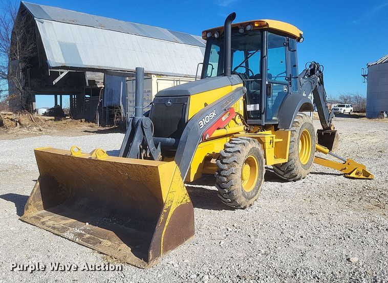 image for item DO4786 2015 John Deere 310SK  backhoe