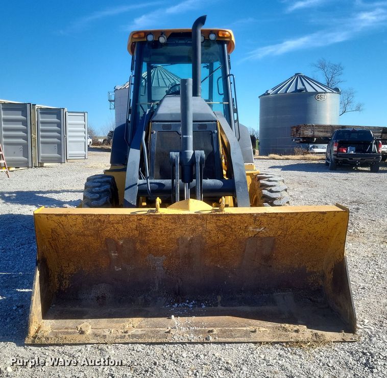 image for item DO4786 2015 John Deere 310SK  backhoe