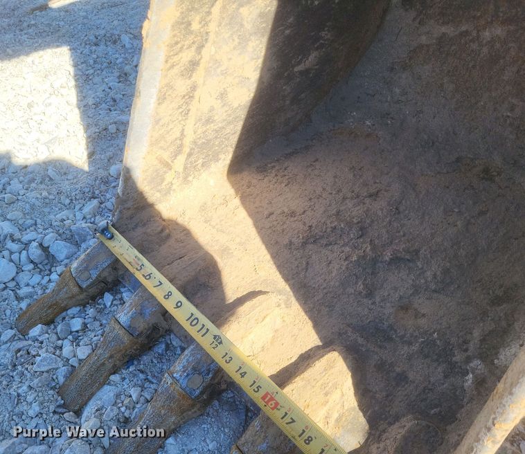 image for item DO4786 2015 John Deere 310SK  backhoe