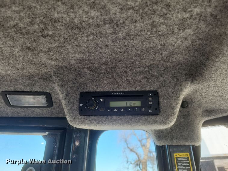 image for item DO4786 2015 John Deere 310SK  backhoe