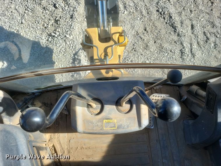 image for item DO4786 2015 John Deere 310SK  backhoe