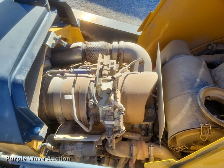 image for item DO4786 2015 John Deere 310SK  backhoe