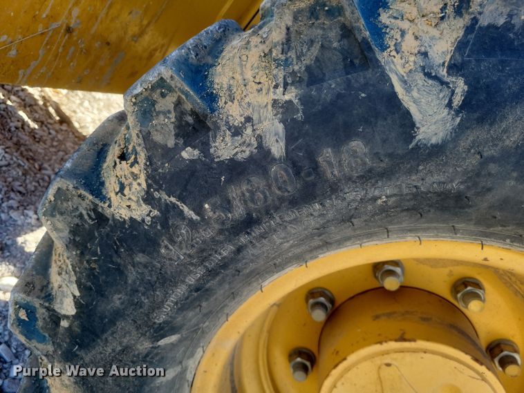 image for item DO4786 2015 John Deere 310SK  backhoe