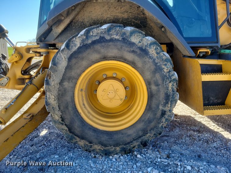 image for item DO4786 2015 John Deere 310SK  backhoe