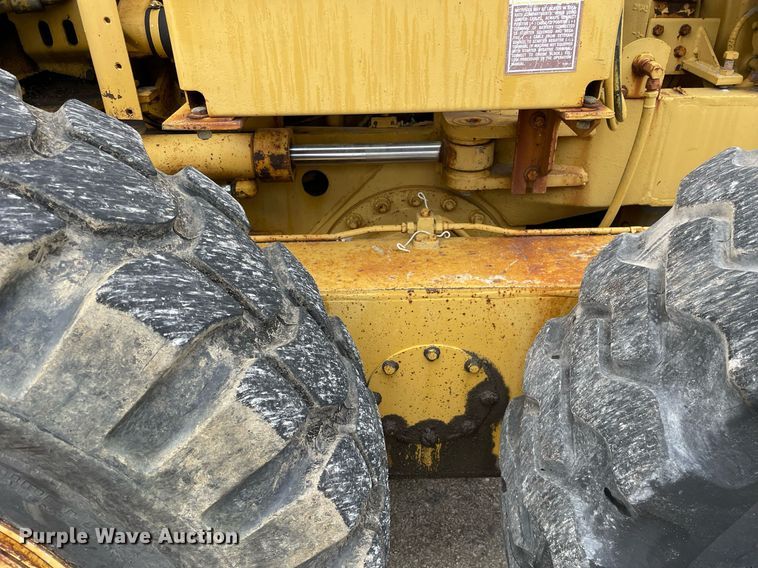 image for item DP0250 1976 Caterpillar 12G  motor grader