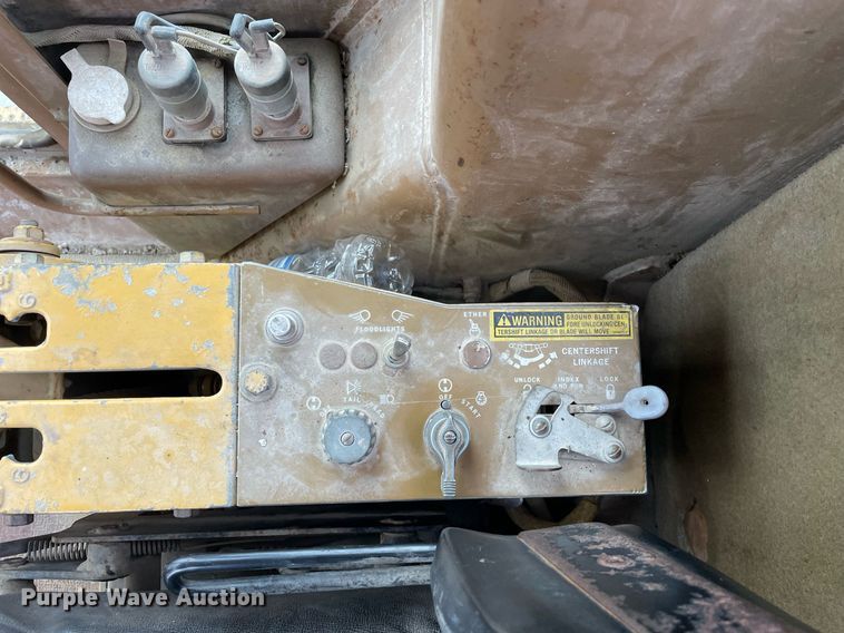 image for item DP0250 1976 Caterpillar 12G  motor grader