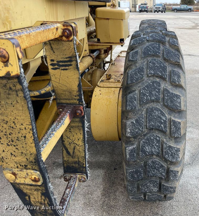 image for item DP0250 1976 Caterpillar 12G  motor grader