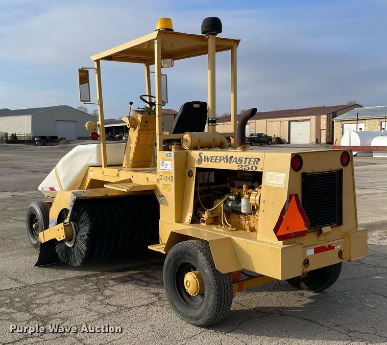 image for item DP0251 Waldon Sweepmaster 250  broom