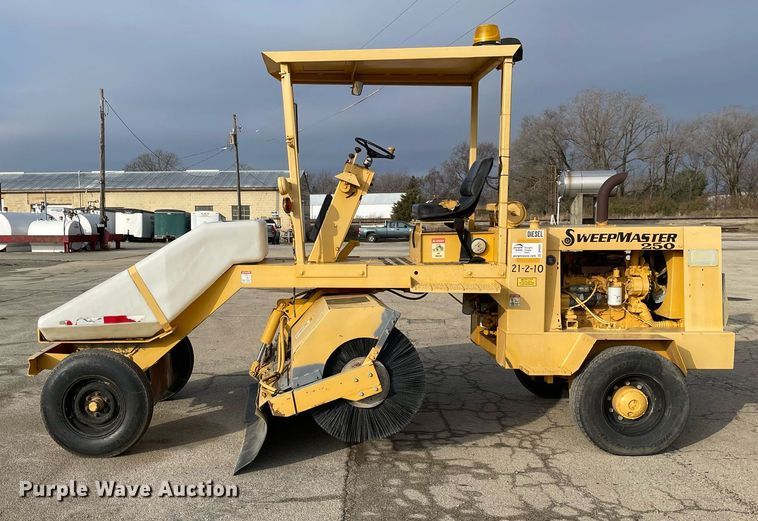 image for item DP0251 Waldon Sweepmaster 250  broom