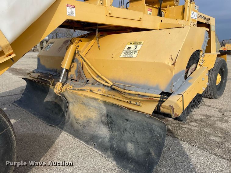 image for item DP0251 Waldon Sweepmaster 250  broom