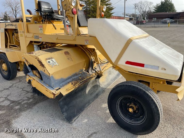 image for item DP0251 Waldon Sweepmaster 250  broom