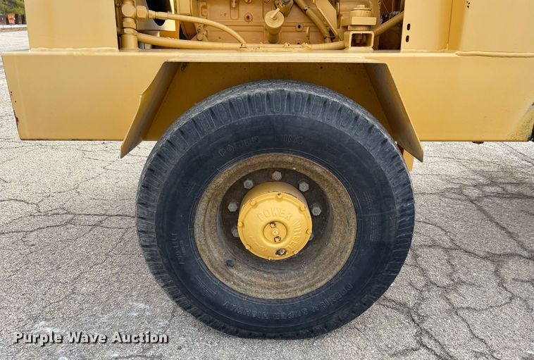 image for item DP0251 Waldon Sweepmaster 250  broom