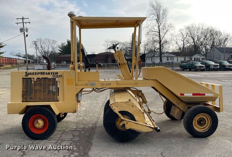 image for item DP0253 Waldon Sweepmaster 250  broom