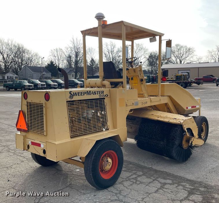 image for item DP0253 Waldon Sweepmaster 250  broom