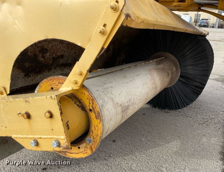 image for item DP0253 Waldon Sweepmaster 250  broom