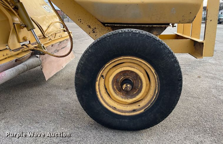 image for item DP0253 Waldon Sweepmaster 250  broom