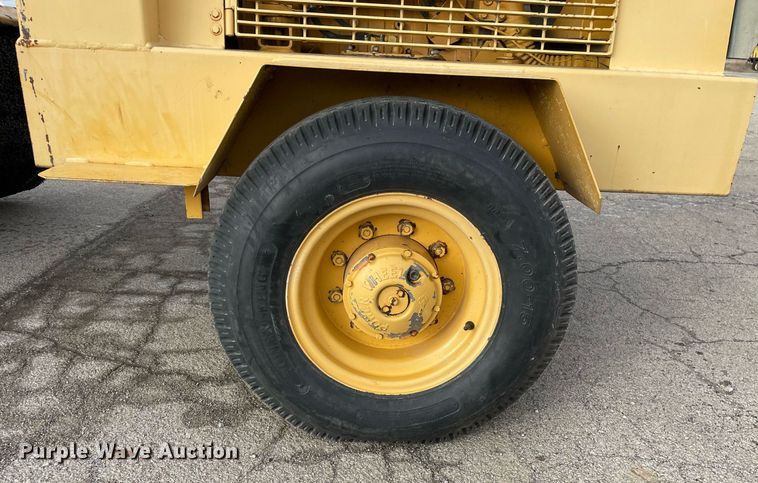 image for item DP0253 Waldon Sweepmaster 250  broom