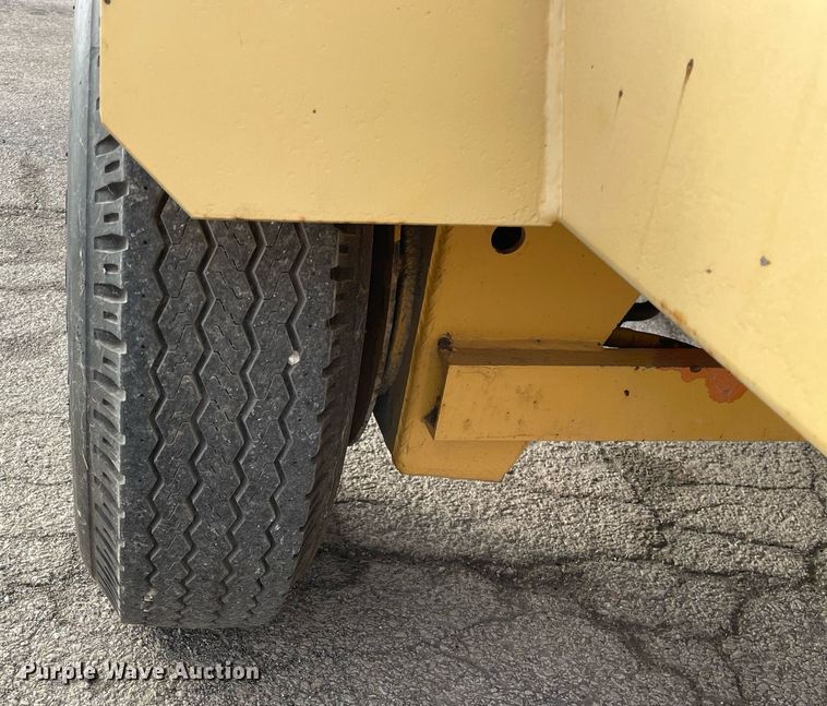 image for item DP0253 Waldon Sweepmaster 250  broom