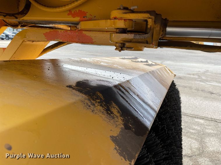 image for item DP0254 Waldon Sweepmaster  broom