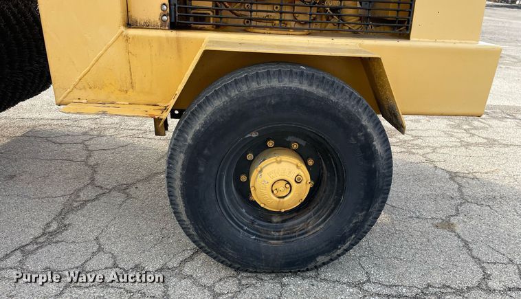 image for item DP0254 Waldon Sweepmaster  broom