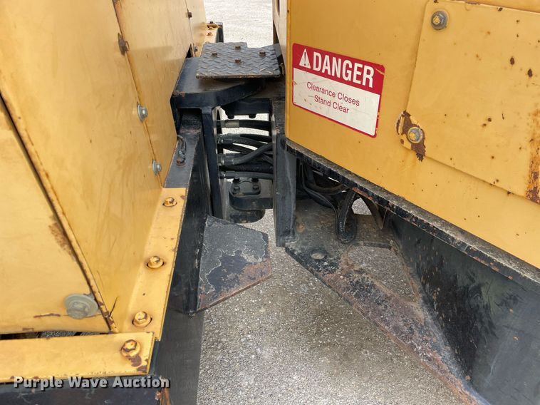 image for item DP0255 Hypac C766B  double drum vibratory roller