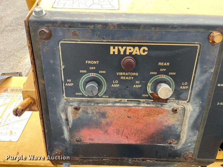 image for item DP0255 Hypac C766B  double drum vibratory roller