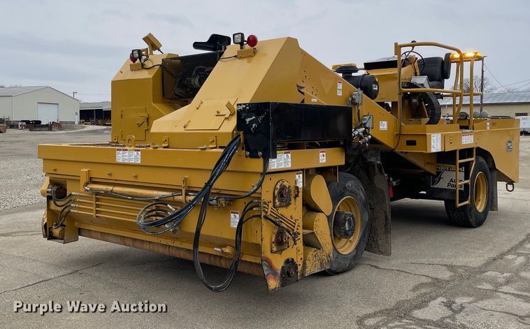 image for item DP0256 Etnyre  chip spreader