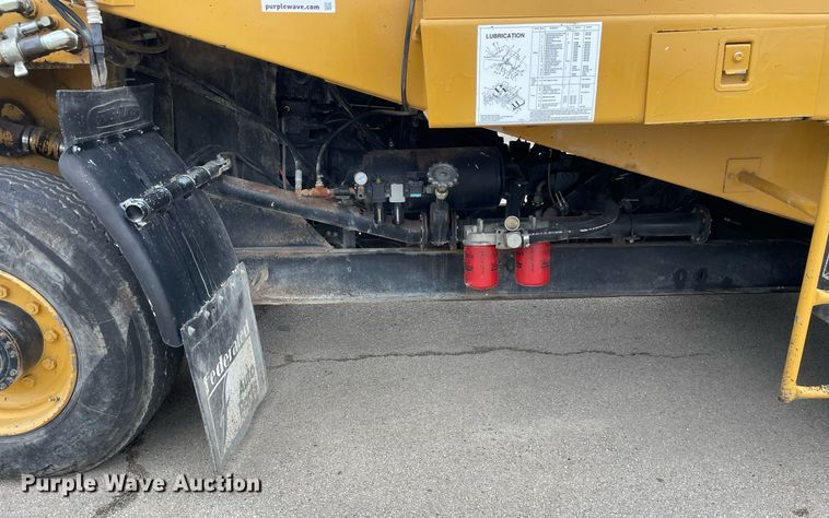 image for item DP0256 Etnyre  chip spreader