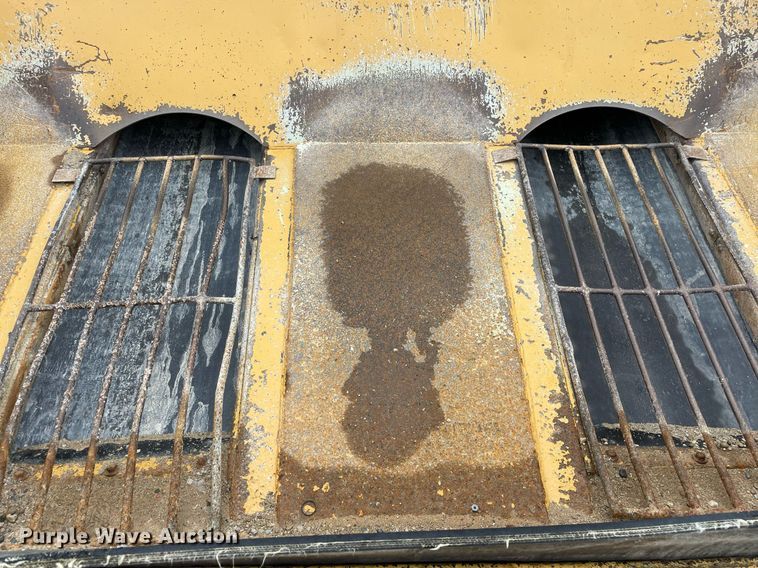 image for item DP0256 Etnyre  chip spreader