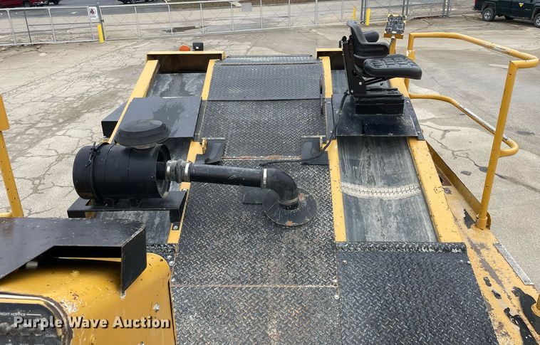 image for item DP0256 Etnyre  chip spreader