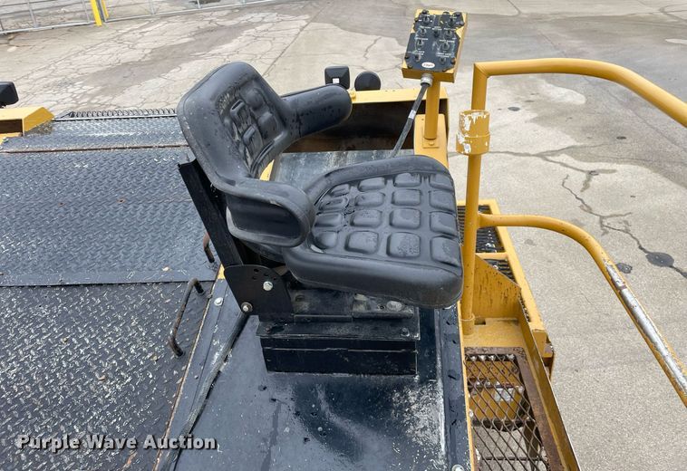 image for item DP0256 Etnyre  chip spreader