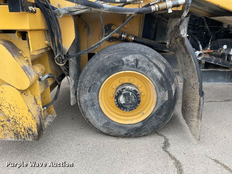 image for item DP0256 Etnyre  chip spreader