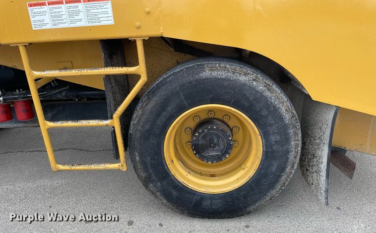 image for item DP0256 Etnyre  chip spreader