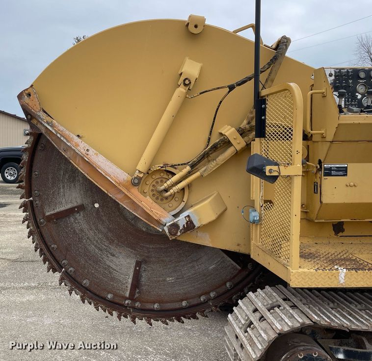 image for item DP0257 1994 Vermeer T655  rock saw