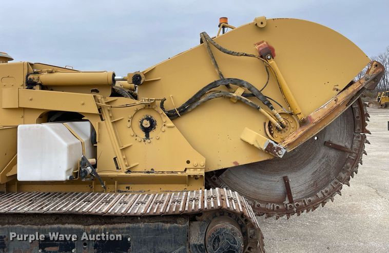 image for item DP0257 1994 Vermeer T655  rock saw