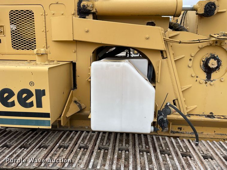 image for item DP0257 1994 Vermeer T655  rock saw