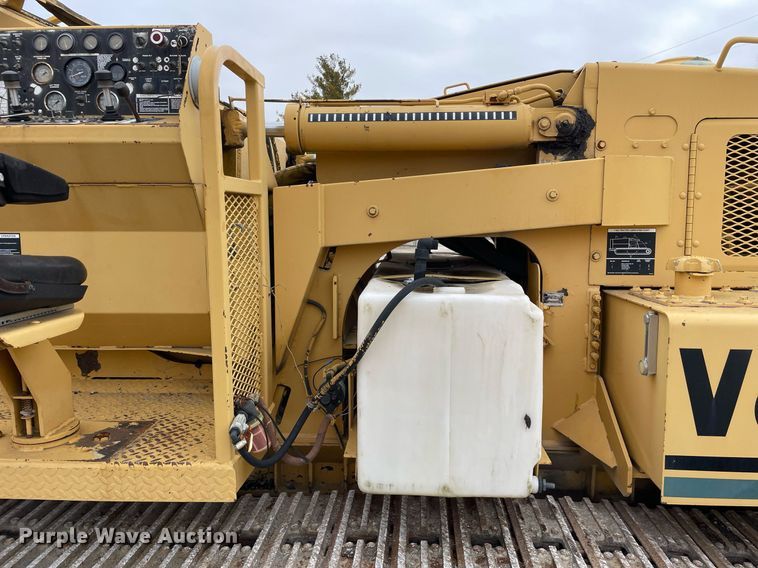 image for item DP0257 1994 Vermeer T655  rock saw