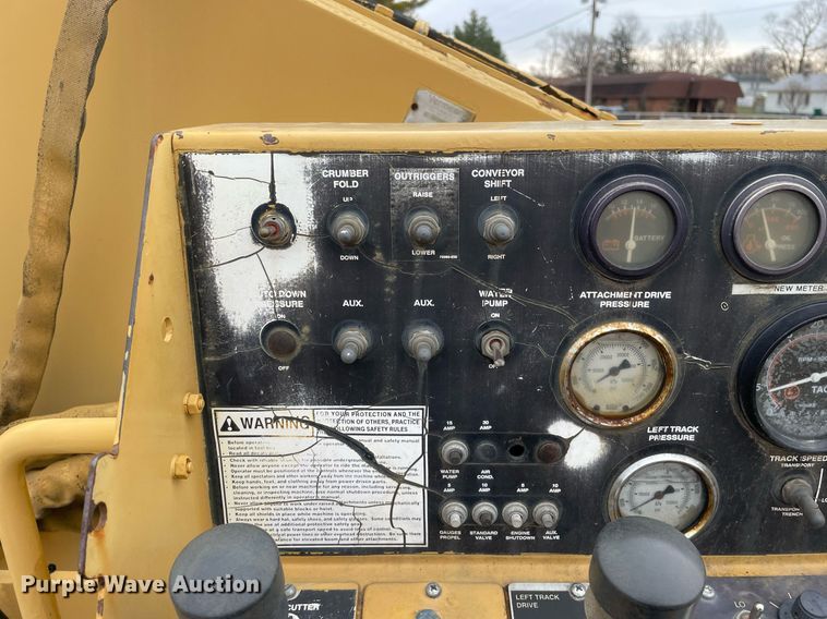 image for item DP0257 1994 Vermeer T655  rock saw