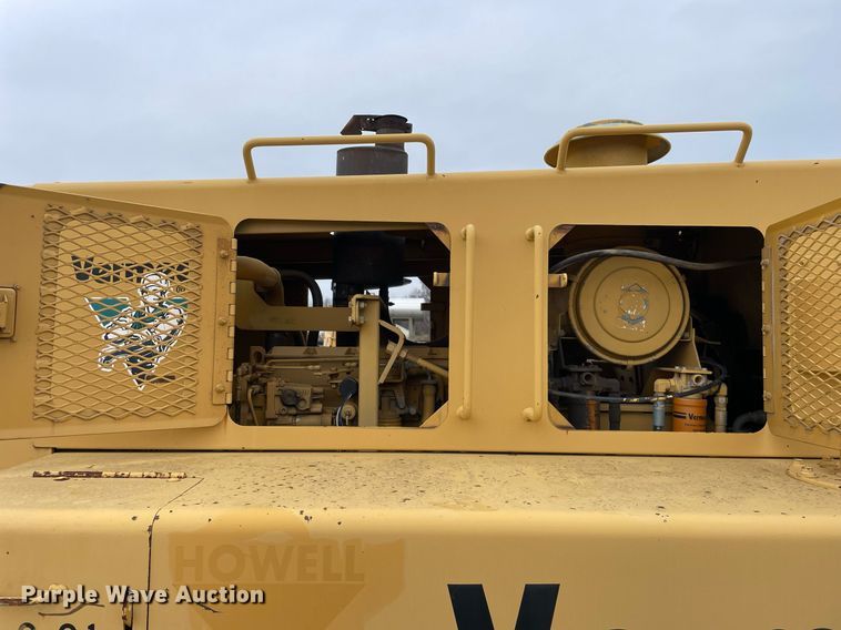 image for item DP0257 1994 Vermeer T655  rock saw