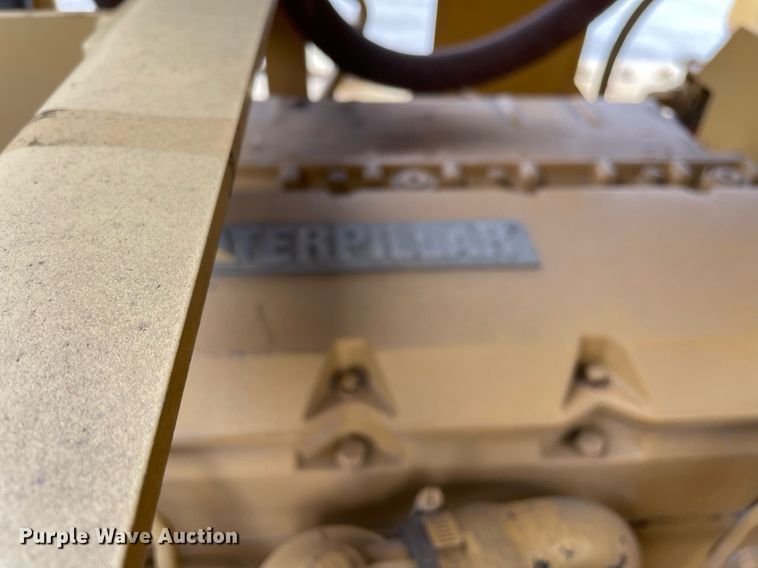 image for item DP0257 1994 Vermeer T655  rock saw