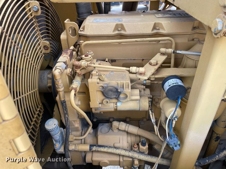 image for item DP0257 1994 Vermeer T655  rock saw