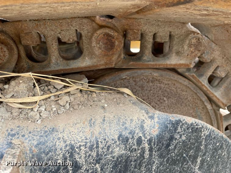 image for item DP0257 1994 Vermeer T655  rock saw