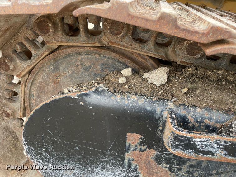 image for item DP0257 1994 Vermeer T655  rock saw