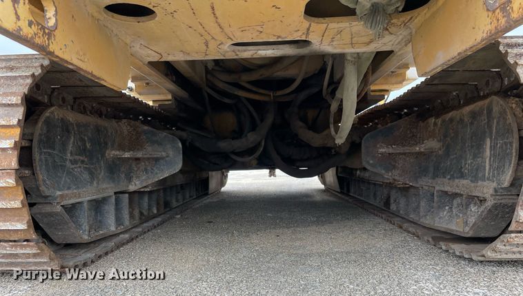 image for item DP0257 1994 Vermeer T655  rock saw