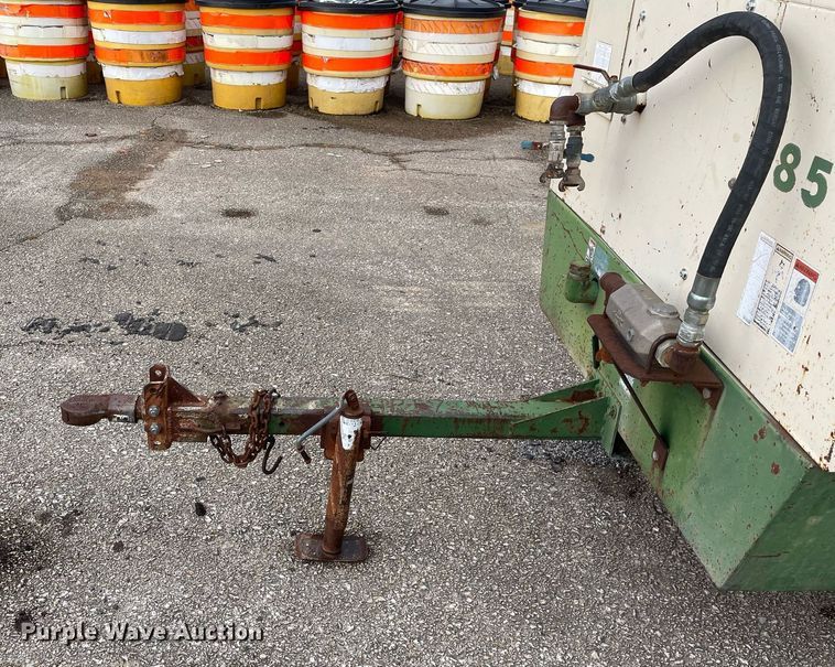 image for item DP0258 Sullair 185Q  air compressor