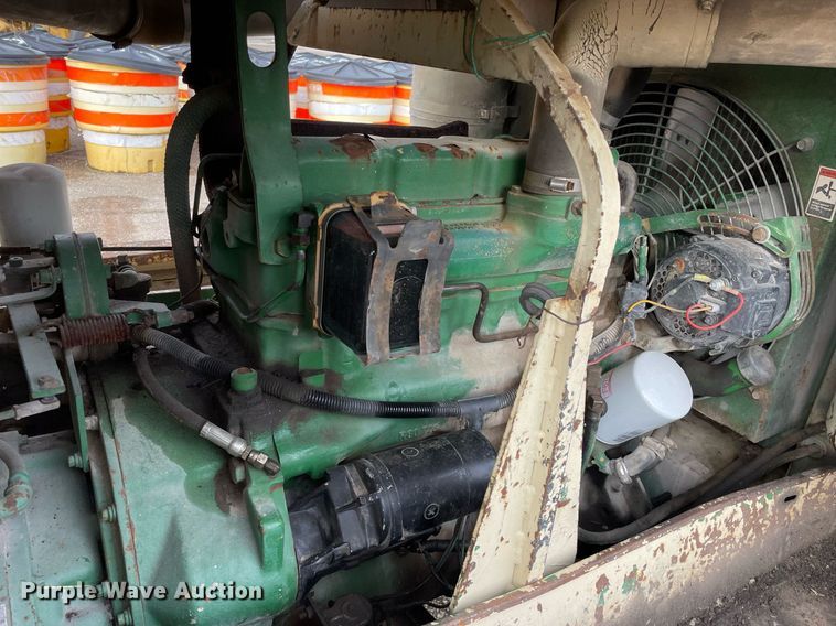 image for item DP0258 Sullair 185Q  air compressor